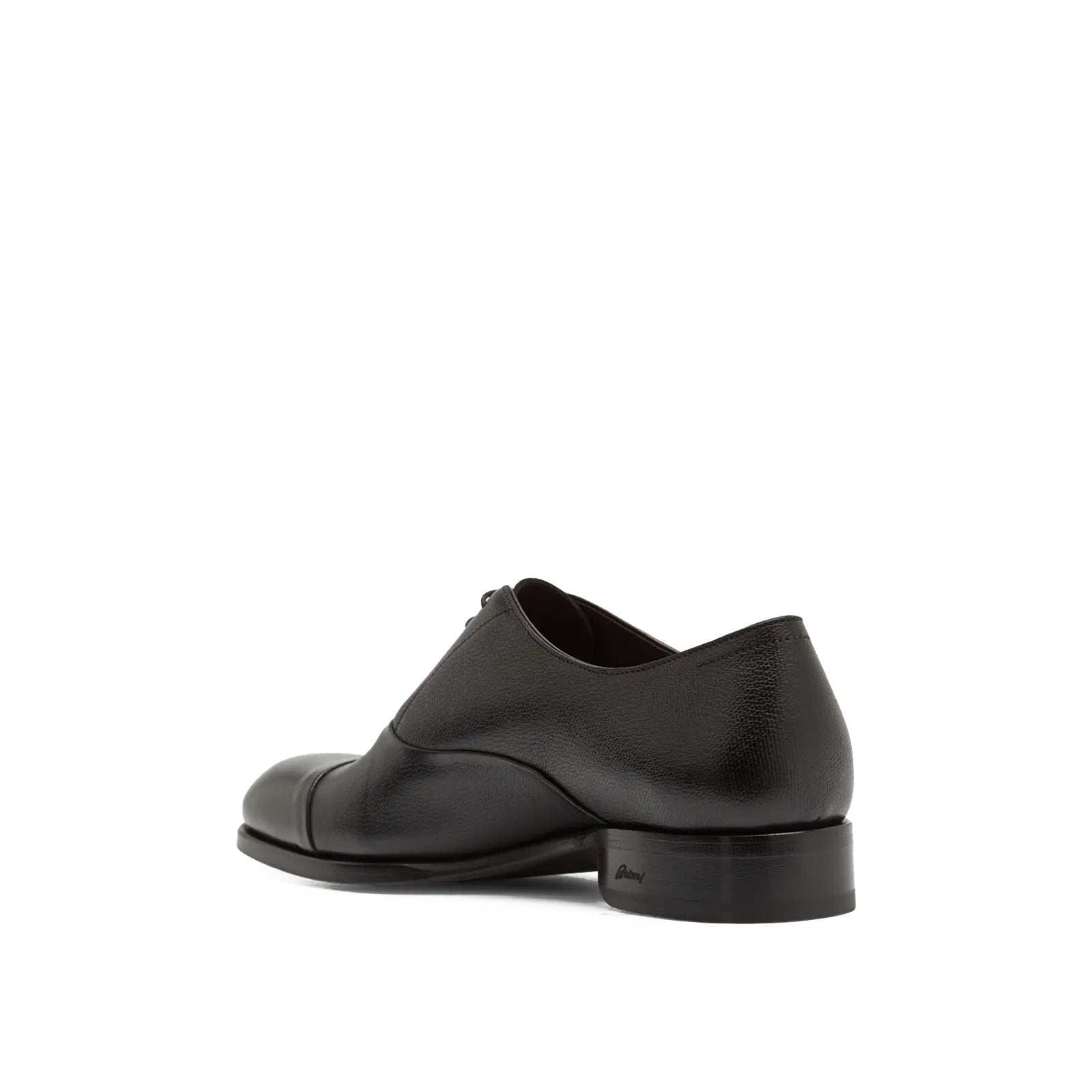 Leather cap toe oxford shoes